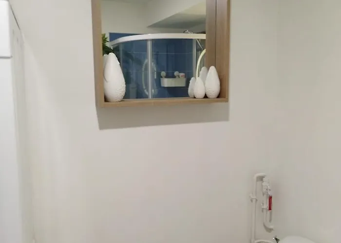 Hyper Centre *